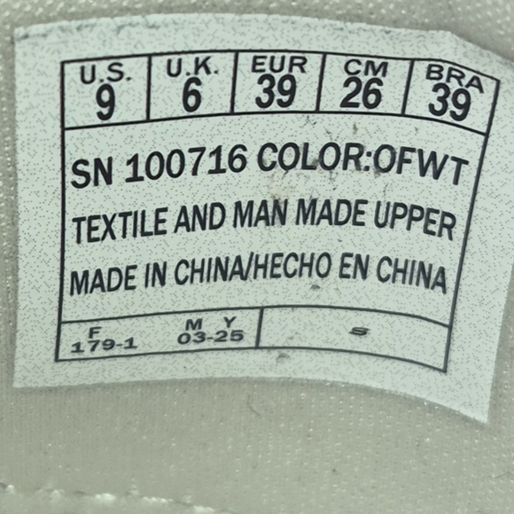 Skechers Wilshire Blvd-Bellevue women's slip-on sneakers in an off-white/natural - Picture 5 of 5